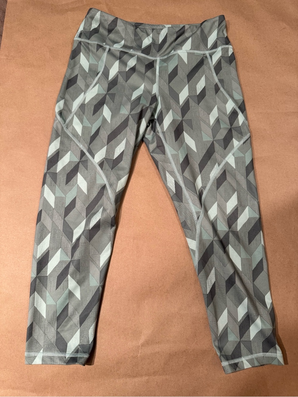 Patagonia Geometric Patterned Cropped Leggings - Mint & Gray